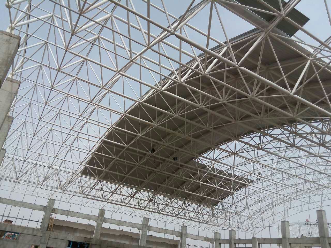 无锡青岛一汽网架